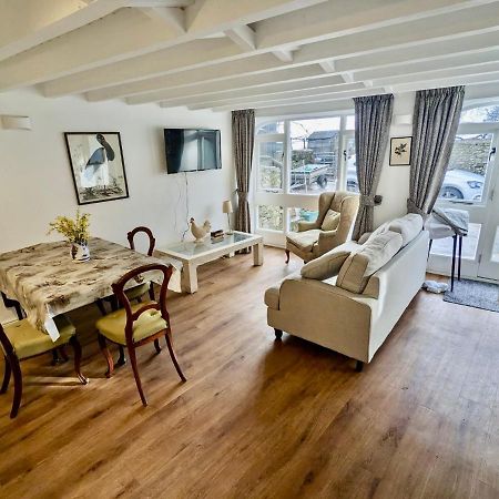 2 Stable Cottage, Llanbethery Llancarfan Bagian luar foto