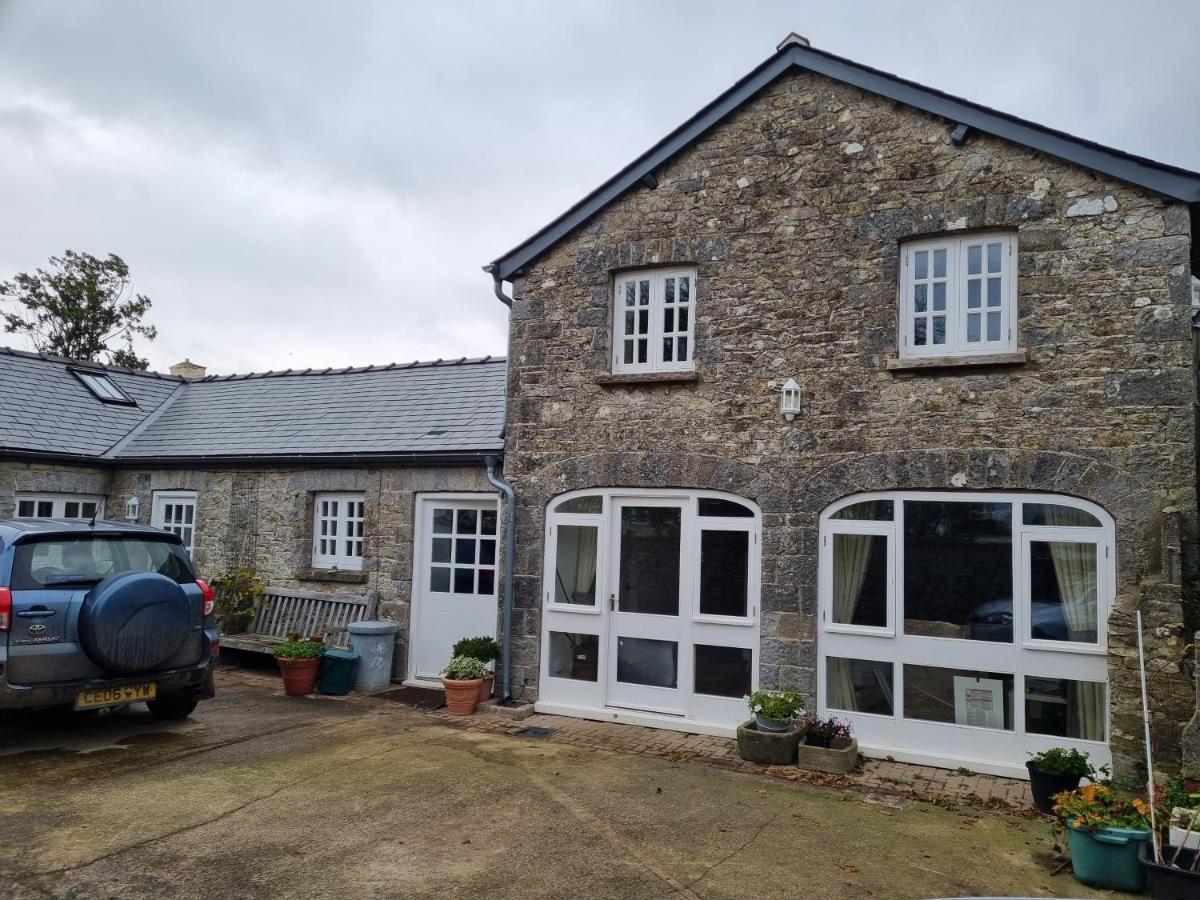 2 Stable Cottage, Llanbethery Llancarfan Bagian luar foto
